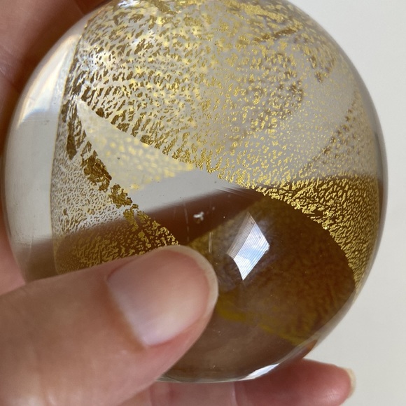 SP San Pacific Paper Weight: Round Clear with Gold Swirls on interior - Picture 7 of 11